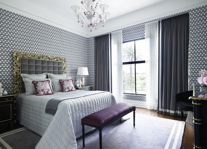 designer-væg-tapet-geometrisk-mønster-soveværelse-ideer
