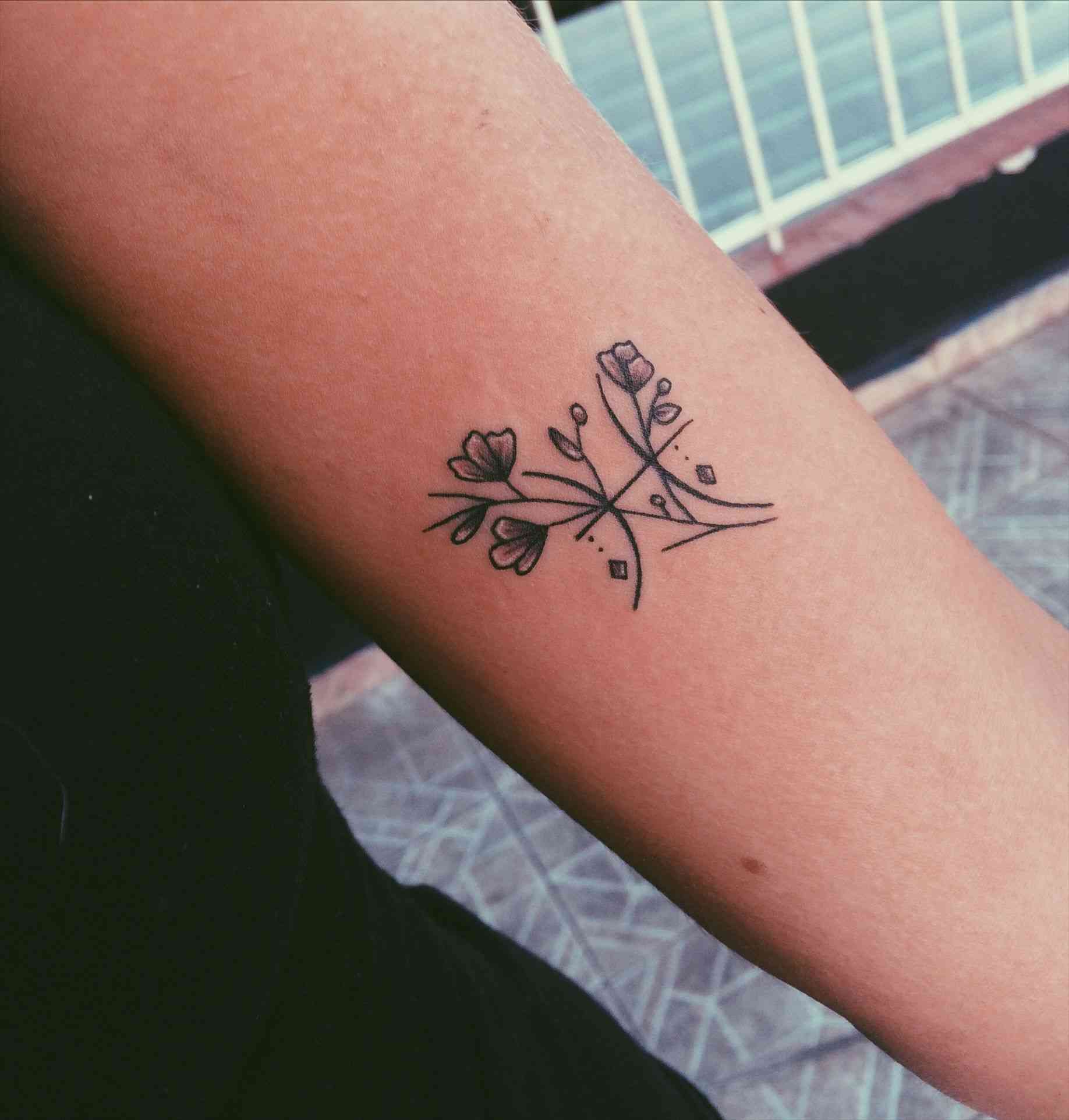 Zodiac tatovering fisk lille arm tatovering design ideer tatoveringstendenser 2019