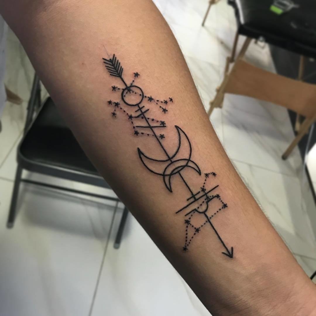 Zodiac Tattoo Skytten Idéer Arm Tattoo Pile Dot Work Tattootrends 2019