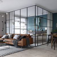 Glaskube soveværelse med gardiner