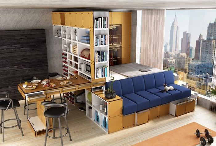 Modulære møbler i interiøret i en ett-roms leilighet