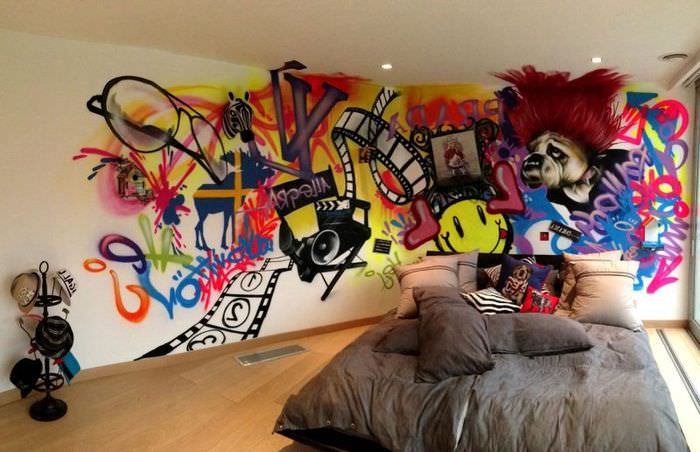 الداخلية لغرفة نوم الشباب على طراز الفن الهابط