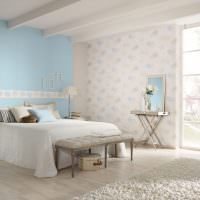 Design de dormitor confortabil în nuanțe pastelate