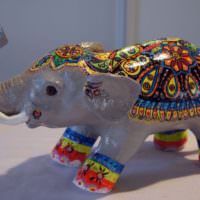 Indický slon papier-mâché pro dekoraci interiéru