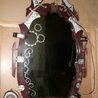 Původní rám nástěnného zrcadla