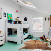 Mätová drevená podlaha v detskej izbe