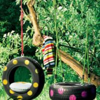 Záhradná hojdačka vyrobená z automobilových pneumatík