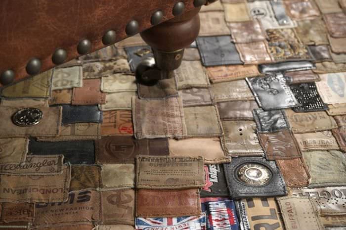 Dekorativ matta från klädetiketter