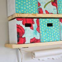 Rafturi din lemn pentru cutii de carton