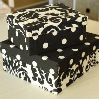 Dekorere pappesker med polka dot stoff