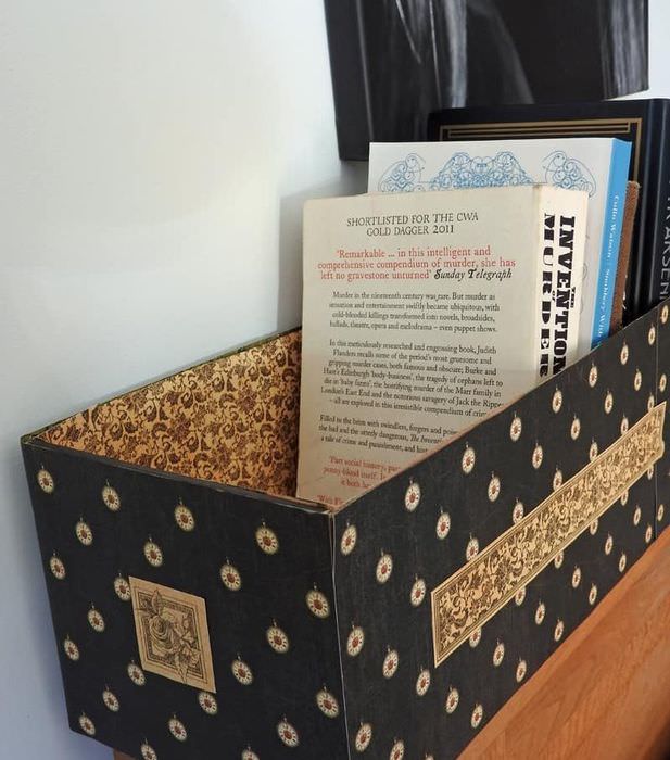 קופסא דקורטיבית DIY לספרים