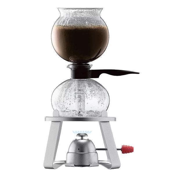 V roce 1901 si Luigi Bezzera nechal patentovat svůj vynález v podobě kávovaru na espresso.