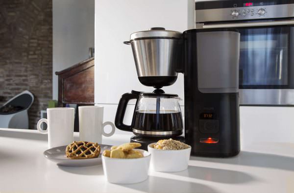 For nylig tager kaffemaskinernes popularitet fart, i hvert femte hus kan du møde hende.
