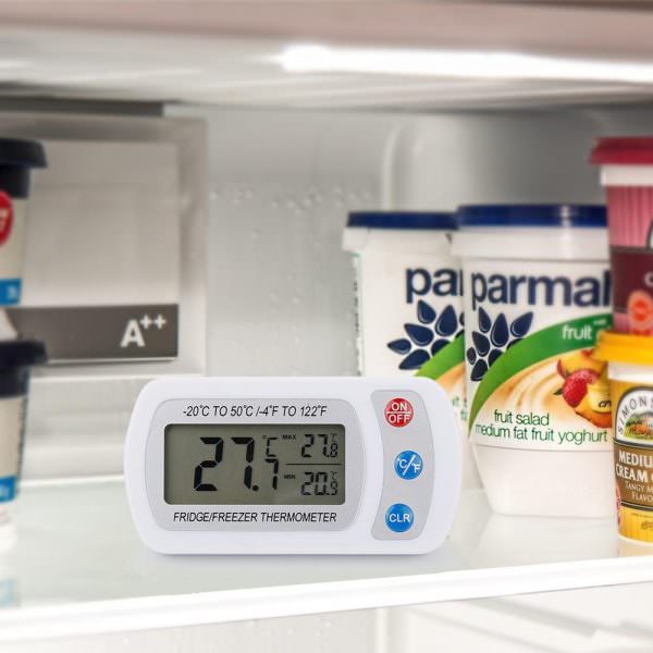 En termometer kan användas för att kontrollera temperaturvärdet.