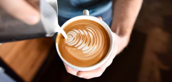 لا يعرف سوى صانع القهوة المتمرس عدد الفروق الدقيقة والأسرار المخفية في إعداد فنجان بسيط من مشروبك المفضل.