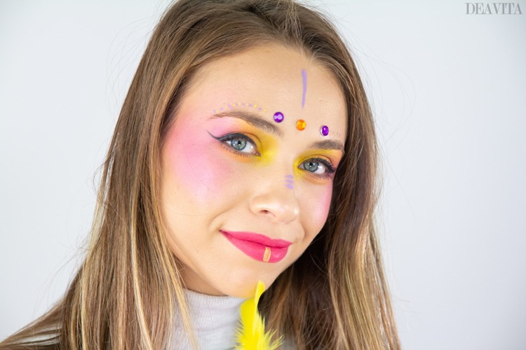 Karneval make-up farverig idé kvinde etnisk look tribal prinsesse