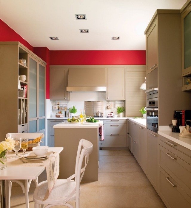 køkken farver ideer rød-beige-cappucchino fronter