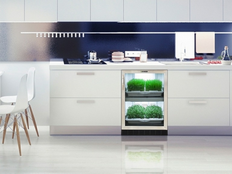 have køkkener interiør eames stole spiseplads hvide skabe minimalistisk