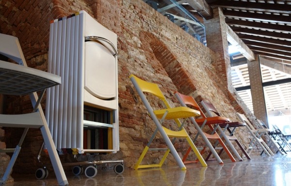 Praktiske stole-gule ideer klapstol-design billigt let at stuve væk