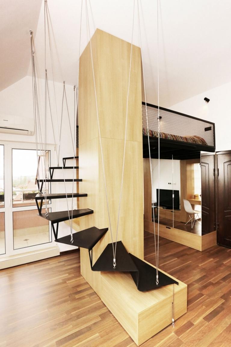 Opsæt små værelser-vindeltrappe-sort-stål kabel-laminatgulv-træskabe-seng