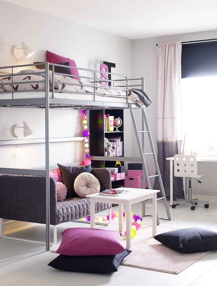Opret et lille børneværelse-hems seng-sofa-grå-pink-hvid-farver