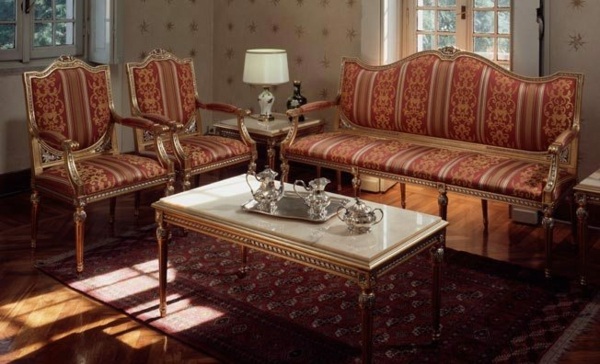 Royal-stue-møbler-Meroni-rød