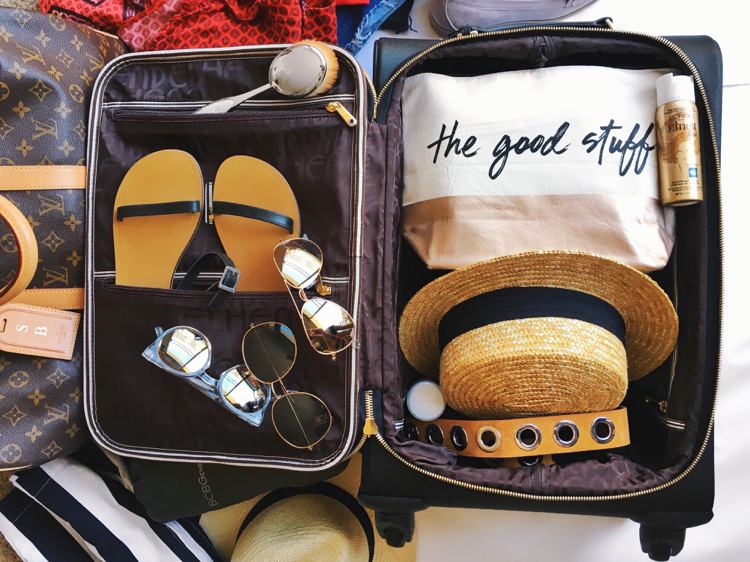 pakke-kuffert-tjekliste-tips-skrøbelige-ting-tilbehør-bagage