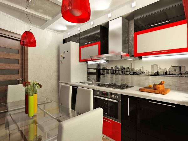 Den svart-vita-röda uppsättningen i köket ser mest intressant och original ut.