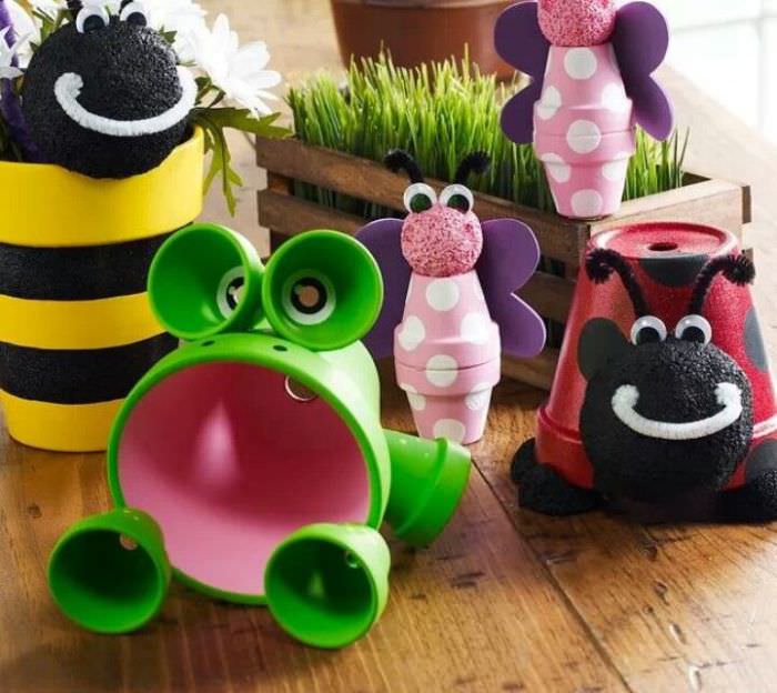DIY -legetøj fra unødvendige krukker til indendørs planter