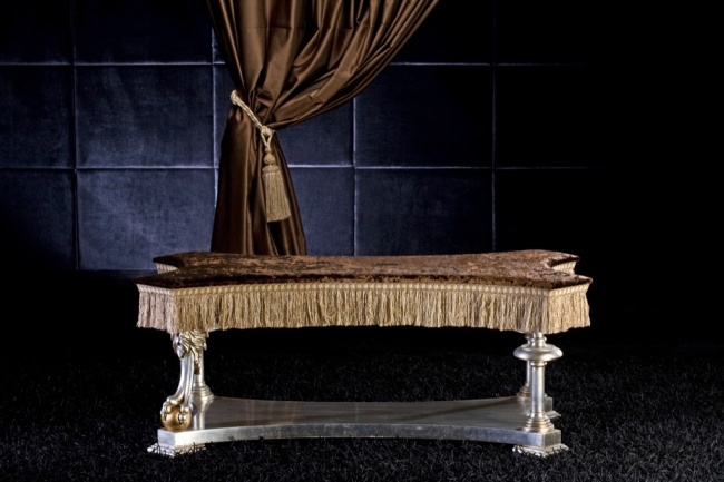 Italiensk luksus møbeldesign bordgardin brun fløjlsagtig Cesare gulvtæppe