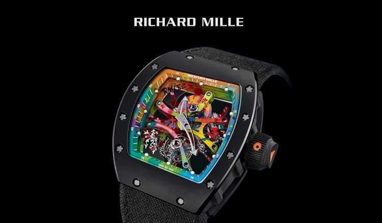 designer ur richard mille med farvet urskive i kombination med sort