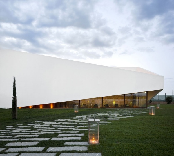 Luksushotel vinkælder Portugal-asymmetrisk arkitektur