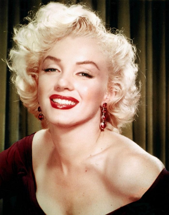 marilynmonroe-makeup-rød-skinnende-læber