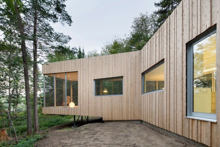 Minimalistisk levende -moderne-arkitektur-træ-facade