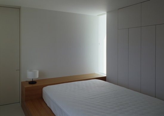 soveværelse betonhus trendy design japansk minimalistisk indretning