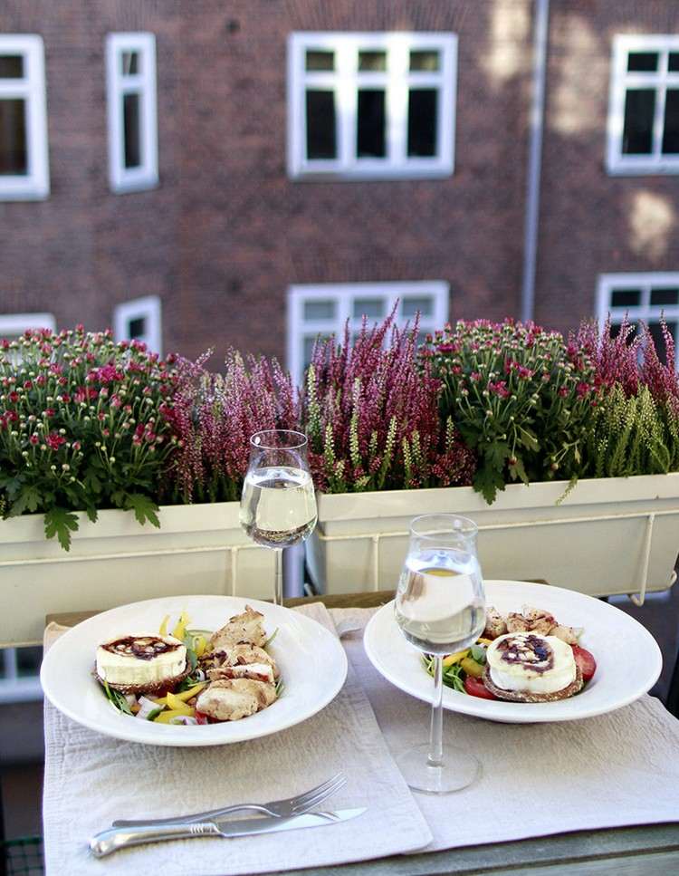 Erika lyng efterår-deco-altan-blomsterboks-krysantemum