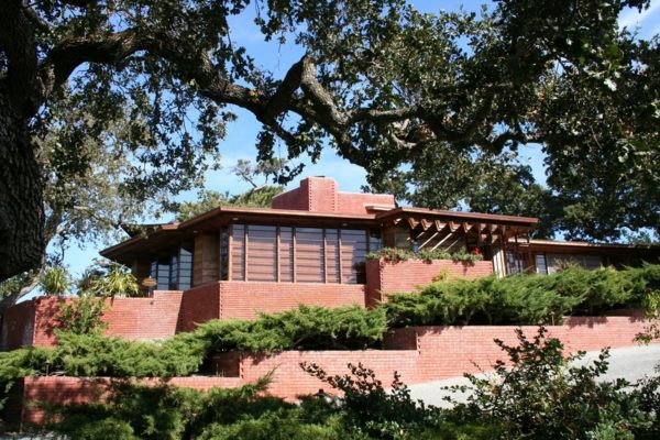 enkelt-etagers hus-amerikansk-arkitektur-Frank-Lloyd-Wright