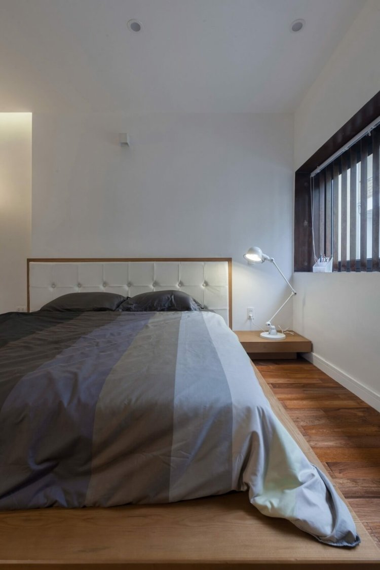 Moderne-værelse-divider-soveværelse-seng-sengegavl-vindue-gulvbræt