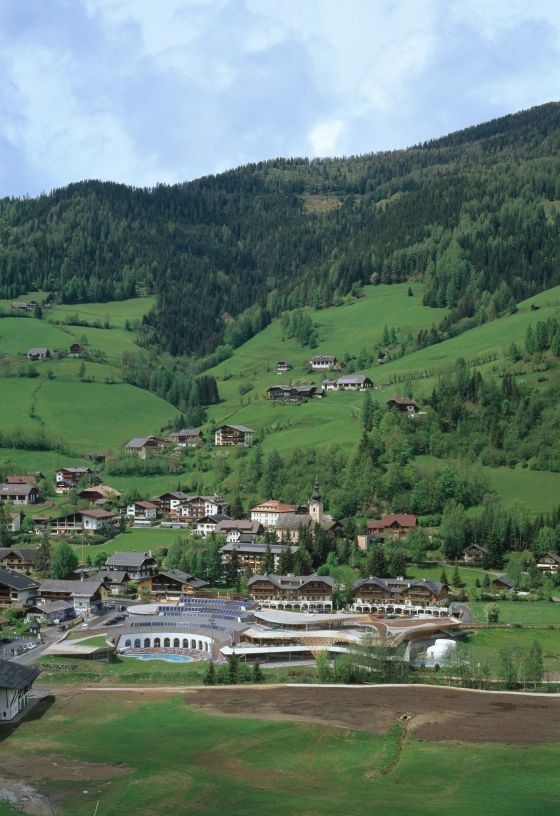 Termisk Römerbad i Østrig - fjern udsigt