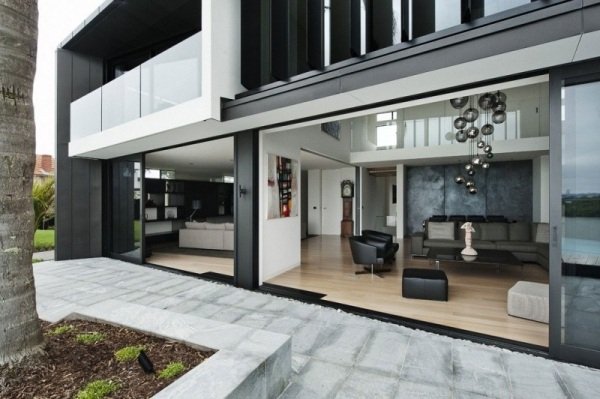 Moderne-hus-lucerne-new-Zealand-åbne-levende-områder