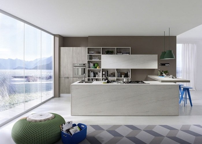 moderne-køkken-system-grøn-vedhæng-lys-blå-bar-stole-moderne