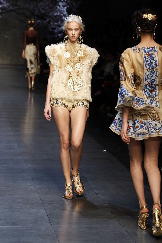milano modeuge-overtøj dolce og gabbana-forårssommer 2014 kvinder
