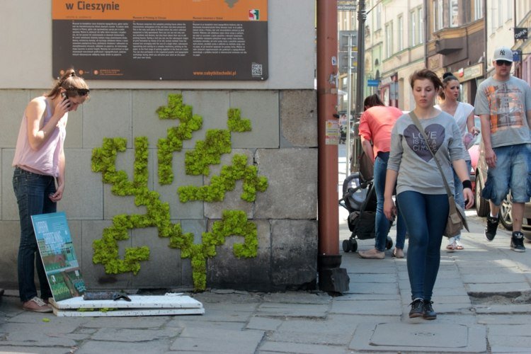 mos-graffiti-minimalistisk-stil-planter-deco-by-grøn