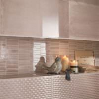 Köksförkläde av keramiska mosaikremsor