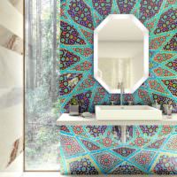 Változatos mozaik összetétel a mosdó körül