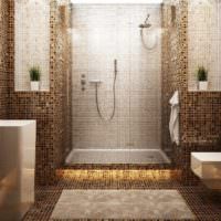 Zuhanykabin kialakítása barna és fehér mozaikkal