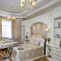Sovrum med klassiska inslag i ett tyskt hus