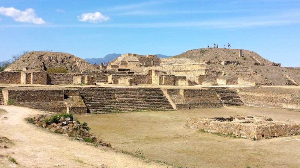 udgravninger og historiske monument mitla -ruinerne