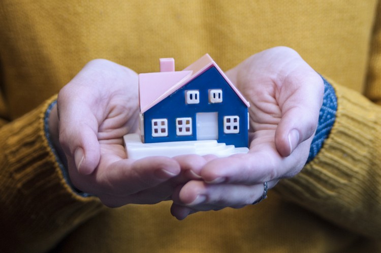 Tips til et sikkert hus og lejlighed Beskyttelse af ejendomme til private ejendomme