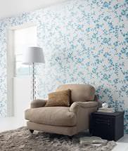 טפט אריסמן בגוון כחול עדין לסלון או לחדר השינה